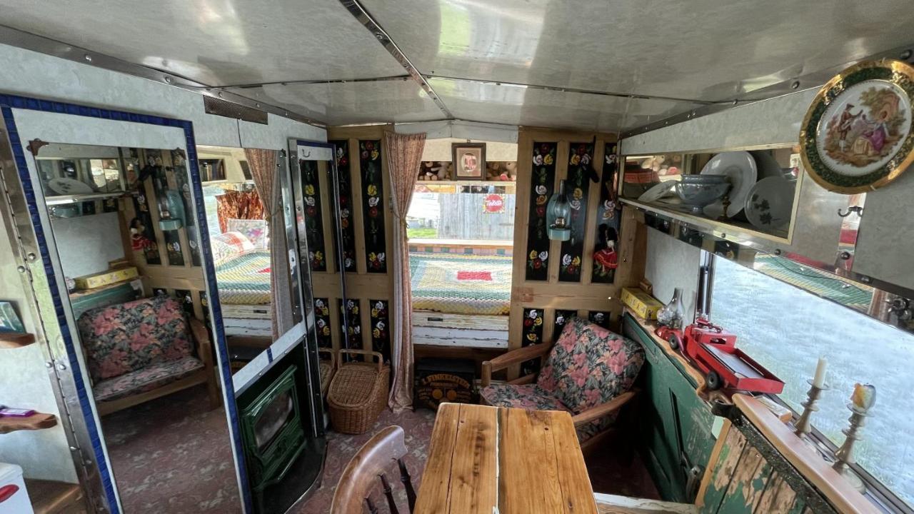 2 X Double Bed Glamping Wagon At Dalby Forest Holiday home